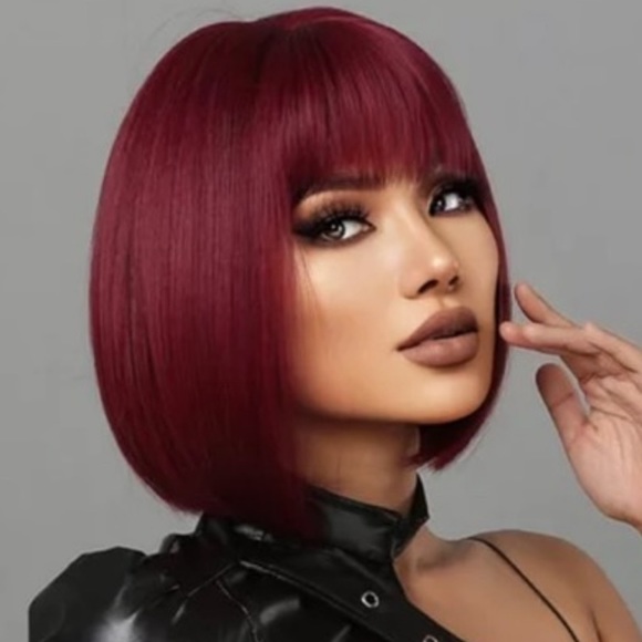 RED wig - Picture 1 of 8